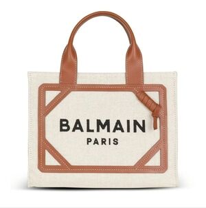 Balmain

small B-Army logo